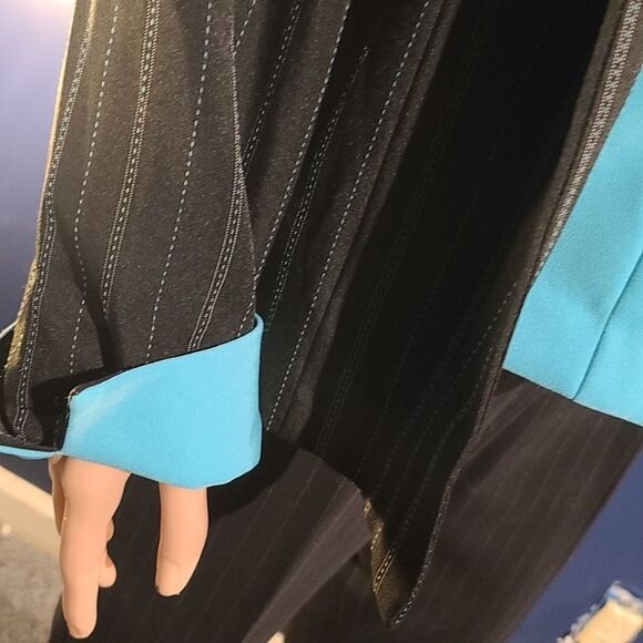 Black pants suit with blue stripes - Picture 4 of 14